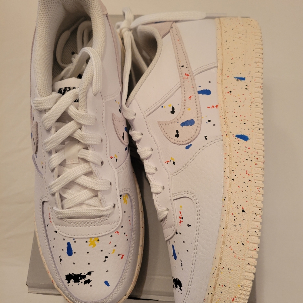 Nike